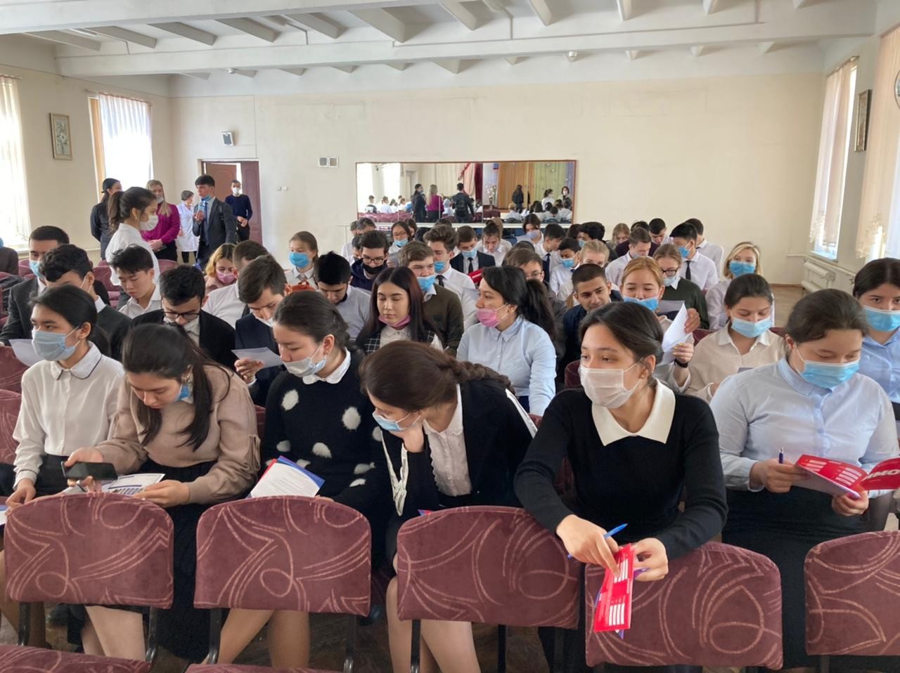 Презентация в Государственной образовательной средней специализированной школе №107 Презентация в Государственной образовательной средней специализированной школе №107