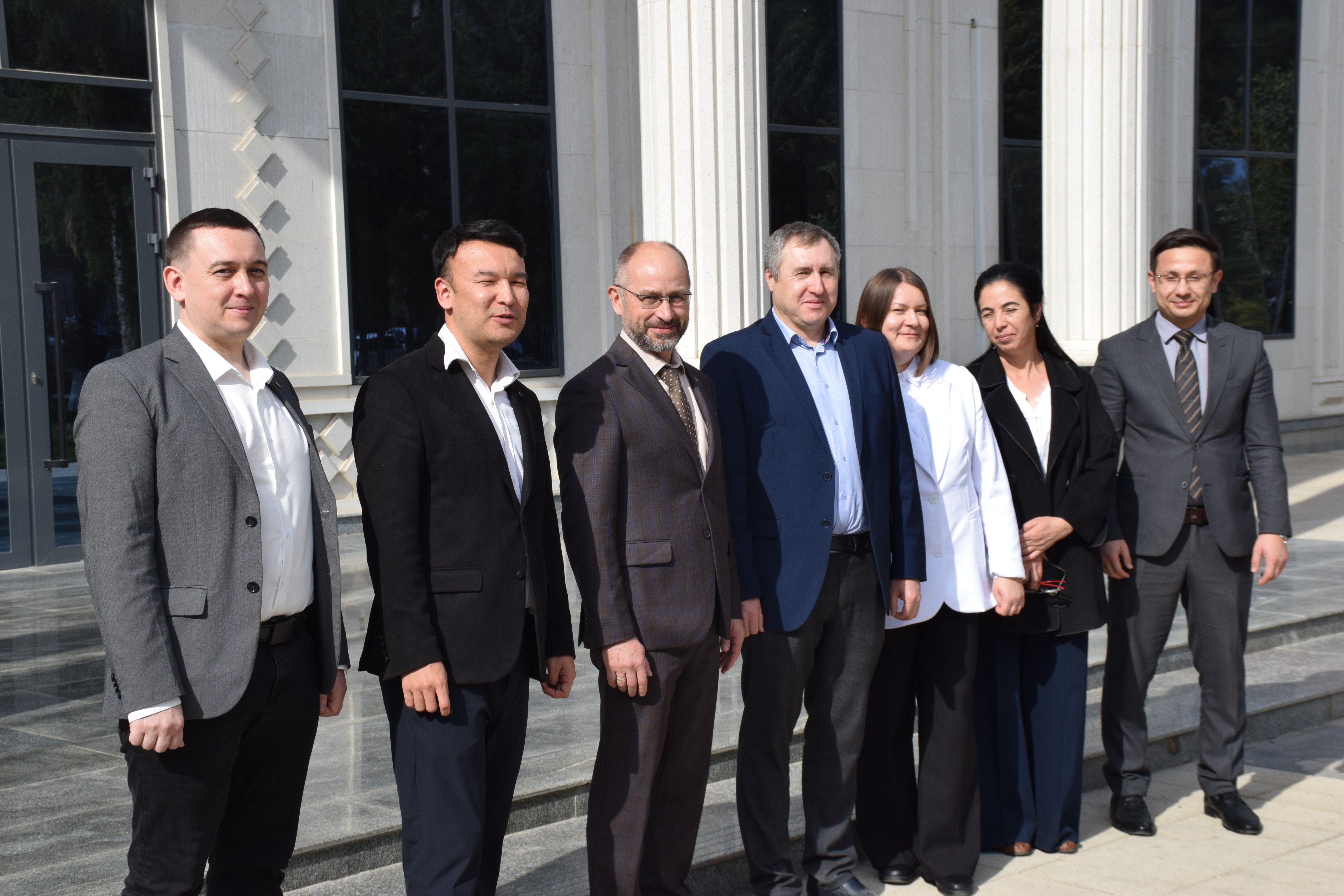 ������� ����� �������������� ������ � ������ ��� � �. �������