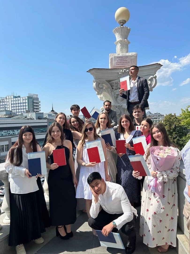 ������ 2023