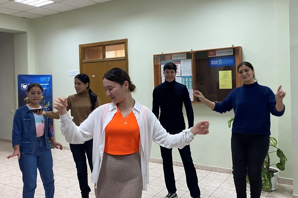 Прошел коммуникативный тренинг для иностранных студентов Прошел коммуникативный тренинг для иностранных студентов