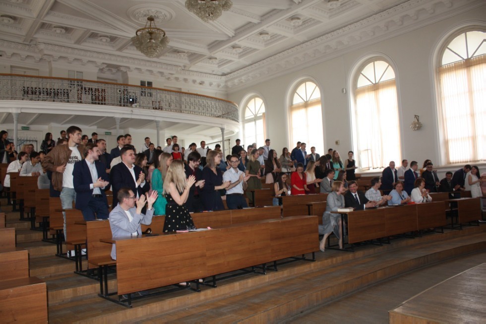 Вручение дипломов магистрам кафедры Вручение дипломов магистрам кафедры