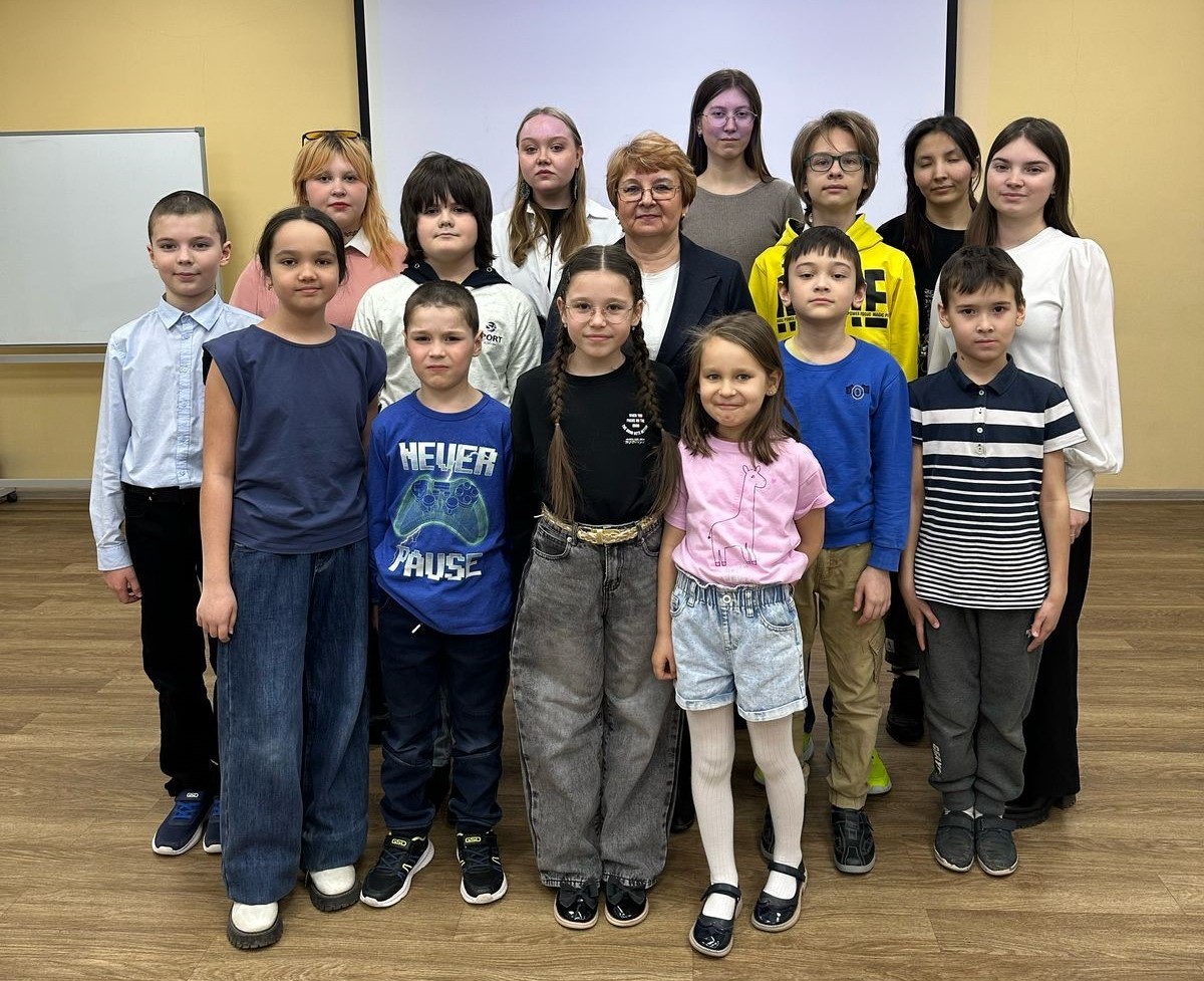 Репетиция спектакля в детском театре КФУ 'Радуга'. посвященного 80-летию Великой Победы, Году Защитника Отечества в Российской Федерации, Дню Победы 9 Мая, 220-летию Казанского университета Репетиция спектакля в детском театре КФУ 'Радуга'. посвященного 80-летию Великой Победы, Году Защитника Отечества в Российской Федерации, Дню Победы 9 Мая, 220-летию Казанского университета