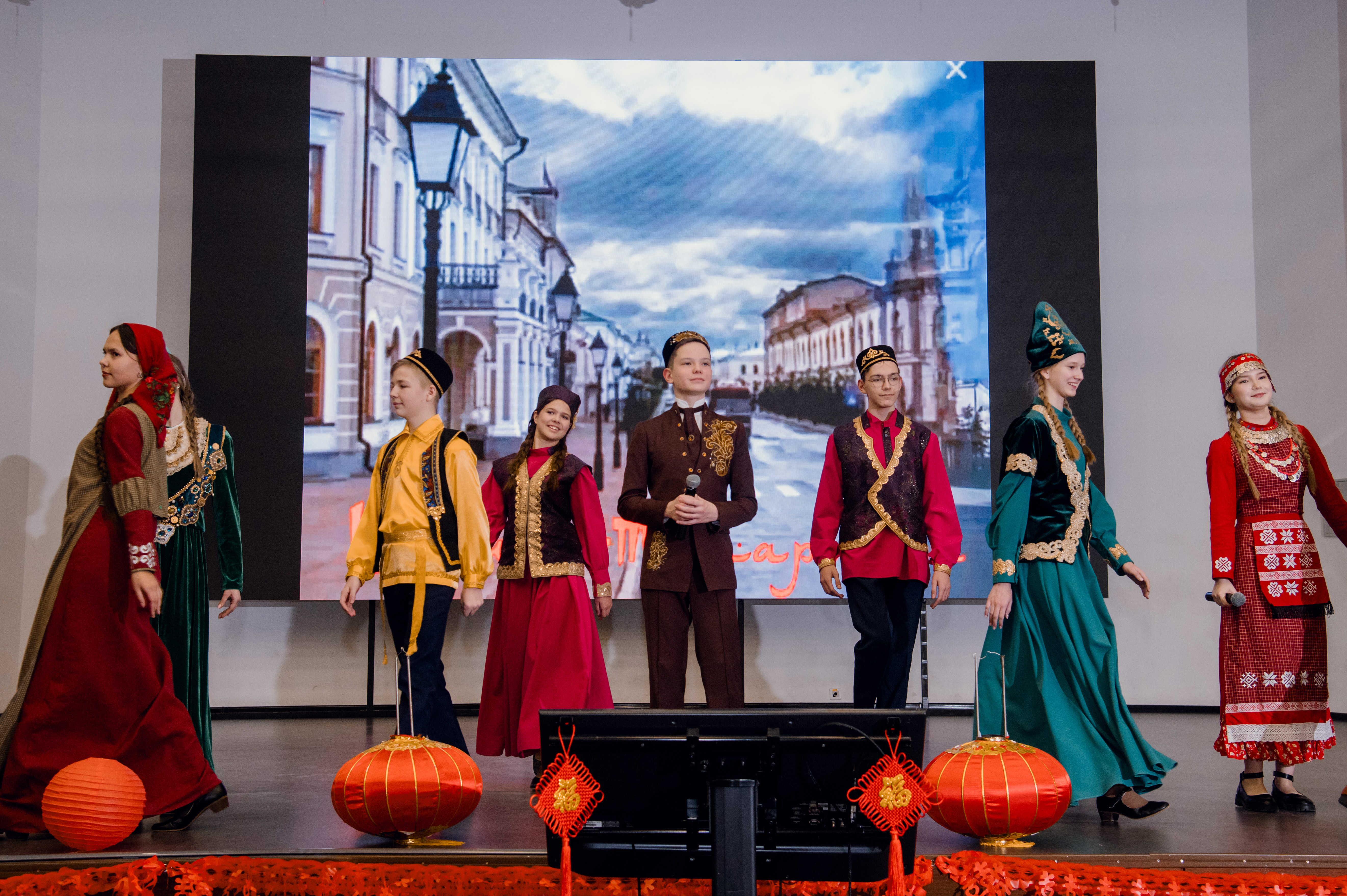 ��������� ����� ��� � ��������� ����������, ��������� � �������� ���