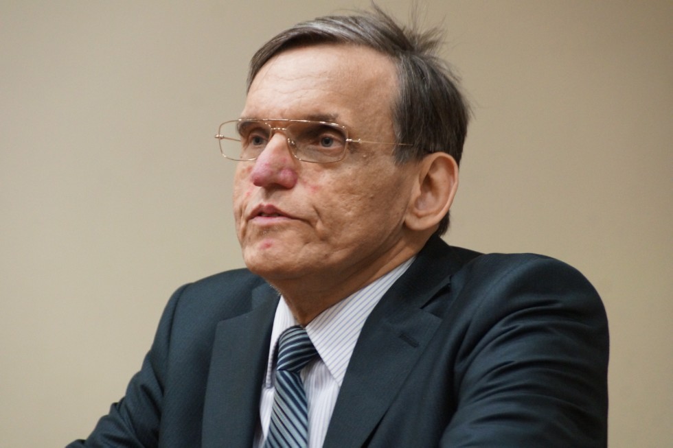 VI ������������� ����������� '������������ ��� � ���������� � ��������: ������������ � ���������������� �������'