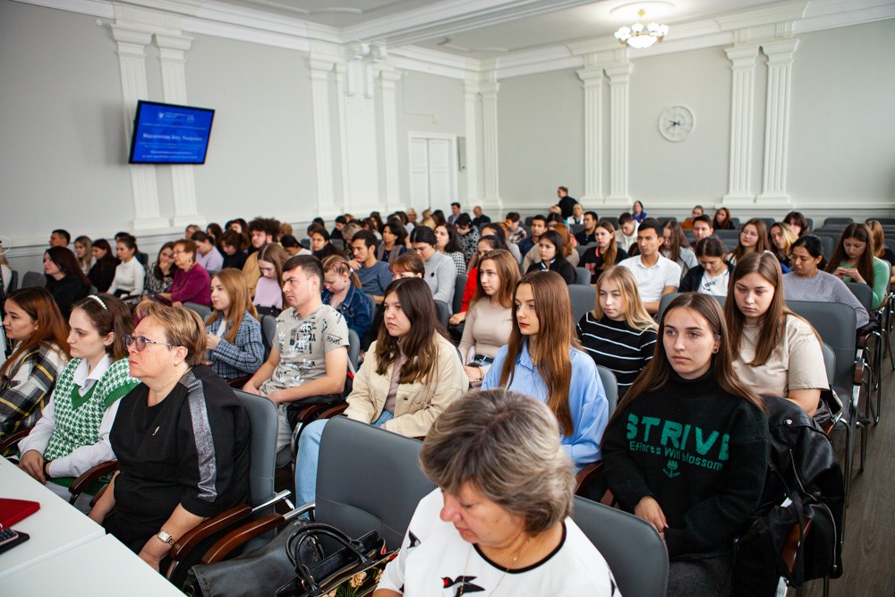 В Елабужском институте КФУ начала работу II Международная научно-практическая конференция В Елабужском институте КФУ начала работу II Международная научно-практическая конференция