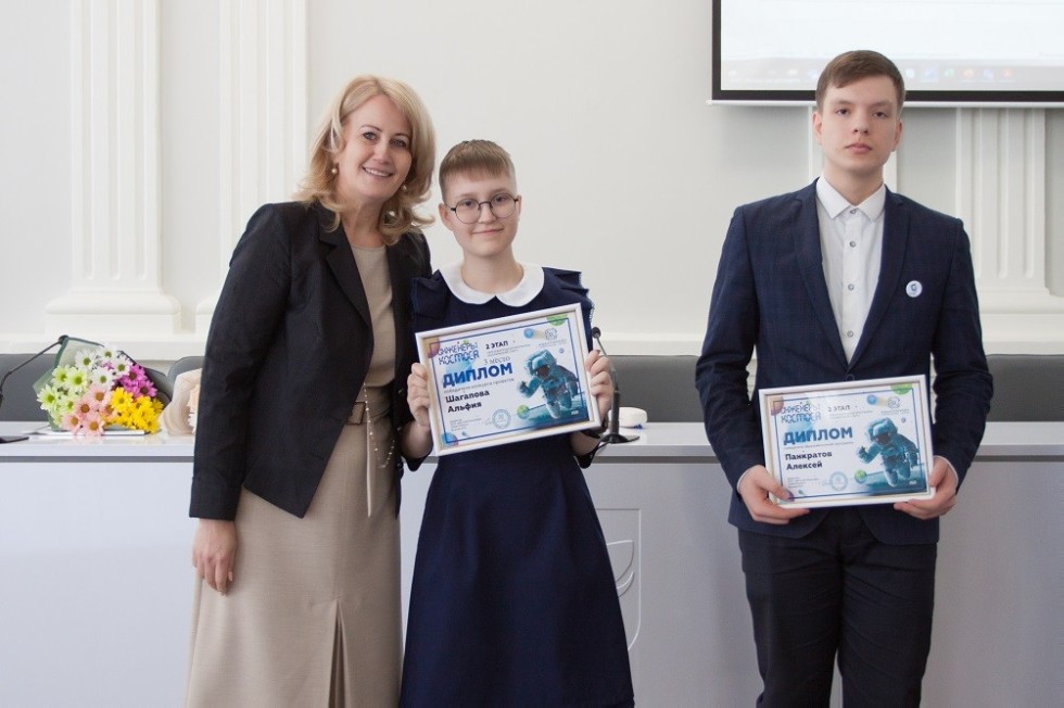 ���� ������ ������