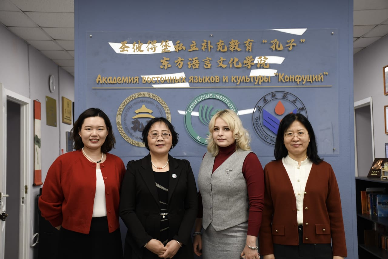 Международный семинар в Санкт-Петербурге: новые горизонты кросс-культурного образования Международный семинар в Санкт-Петербурге: новые горизонты кросс-культурного образования