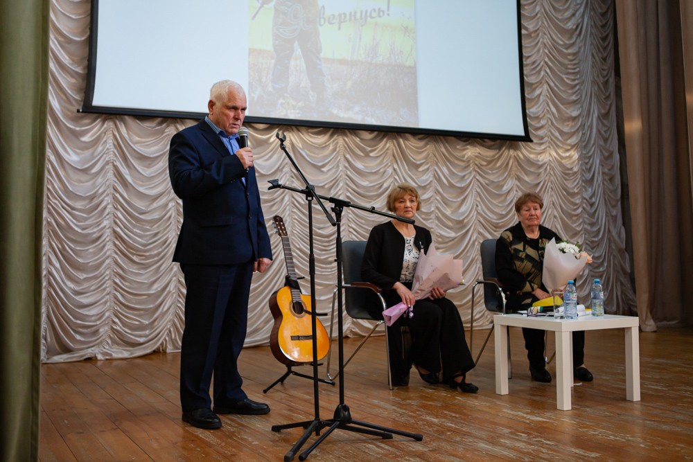 Участникам СВО посвятили встречу с поэтом в Елабужском институте КФУ Участникам СВО посвятили встречу с поэтом в Елабужском институте КФУ