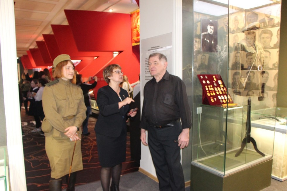 ������� ����� ��� '������' � ��������� � ������� ������������� �����