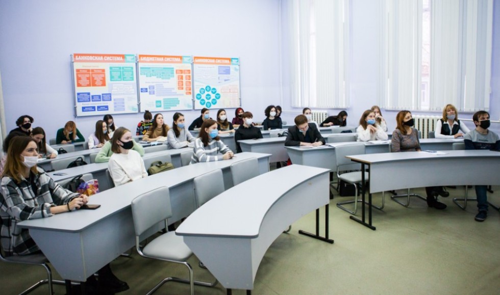 В Елабужском институте состоялась V Международная научно-практическая конференция 'Современные проблемы филологии и преподавания языков: теория и практика' В Елабужском институте состоялась V Международная научно-практическая конференция 'Современные проблемы филологии и преподавания языков: теория и практика'