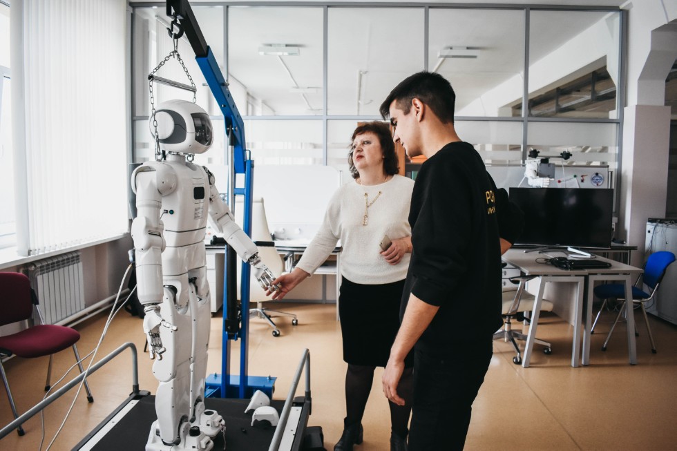 ����� ��������� ���� ������������� 