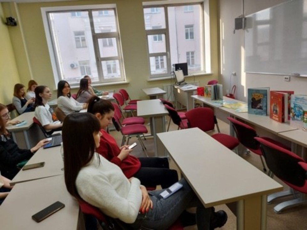 Литература и книга в эпоху цифровизации: интерактивные формы литературно-художественной просветительской деятельности современных писателей Литература и книга в эпоху цифровизации: интерактивные формы литературно-художественной просветительской деятельности современных писателей