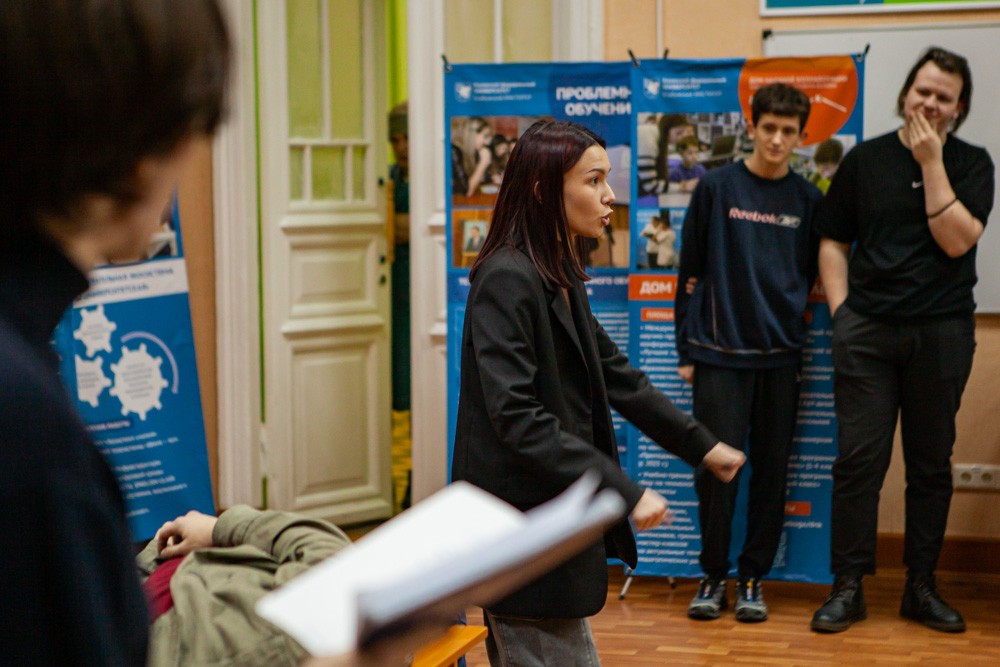 Острый юмор и невероятная харизма: конкурс СТЭМов в Елабужском институте КФУ Острый юмор и невероятная харизма: конкурс СТЭМов в Елабужском институте КФУ