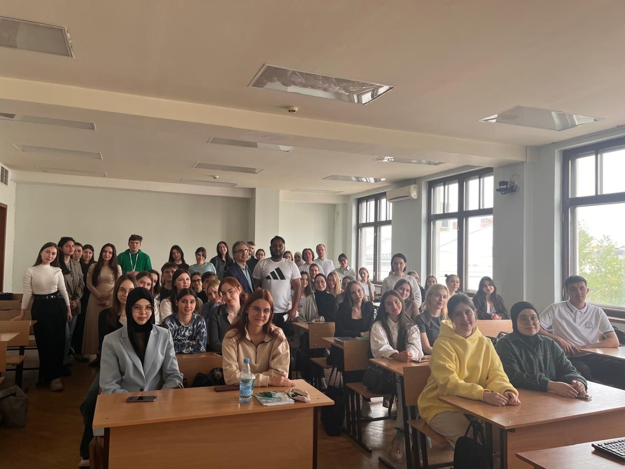 Центр изучения Индии организовал встречу паравелосипедиста из Ассама со студентами Казанского университета Центр изучения Индии организовал встречу паравелосипедиста из Ассама со студентами Казанского университета