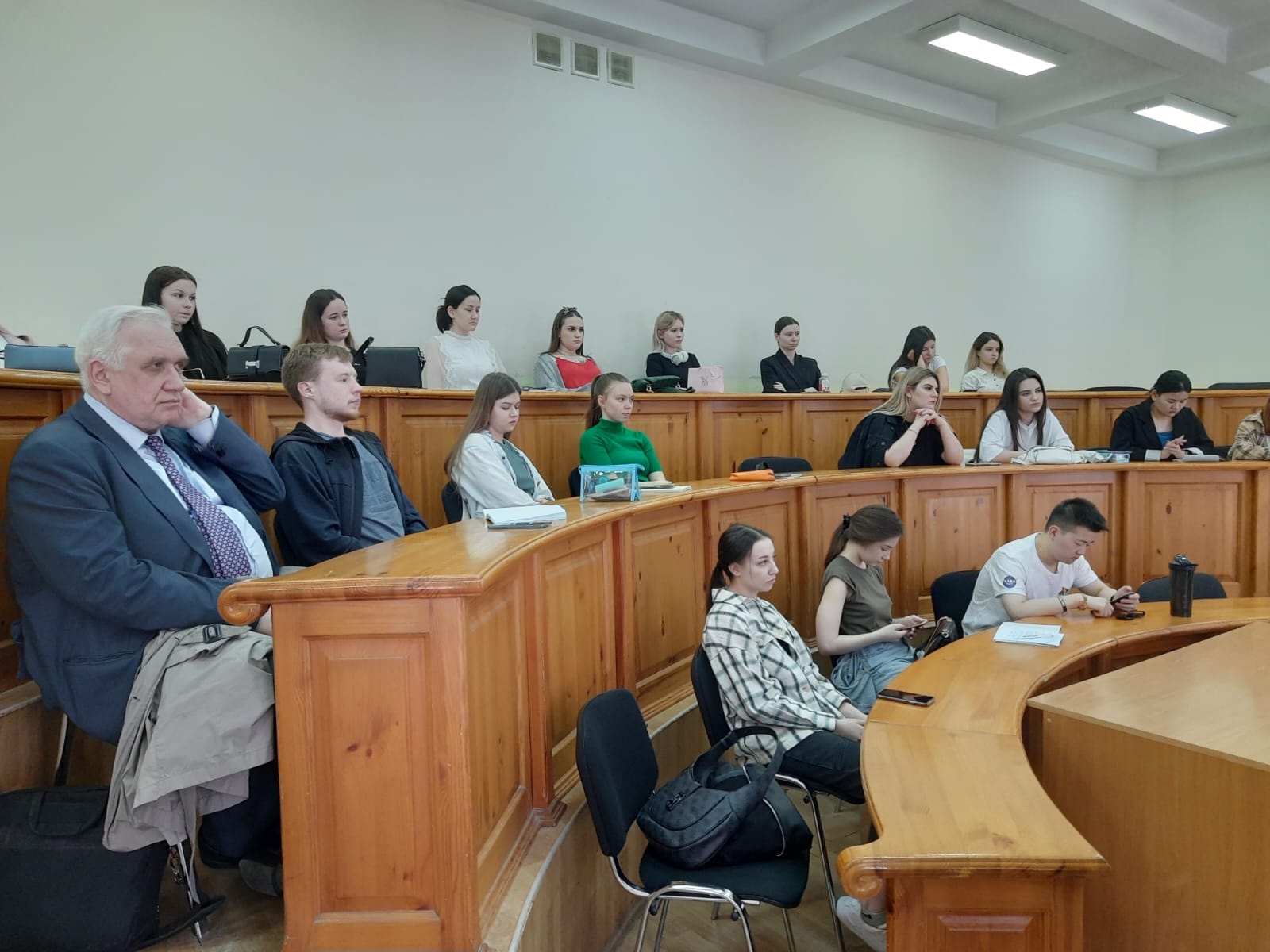 Заседание научного кружка Заседание научного кружка