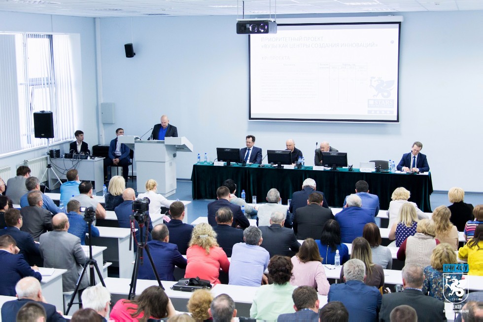 Набережночелнинский институт КФУ провел защиту обновленной стратегии развития Набережночелнинский институт КФУ провел защиту обновленной стратегии развития