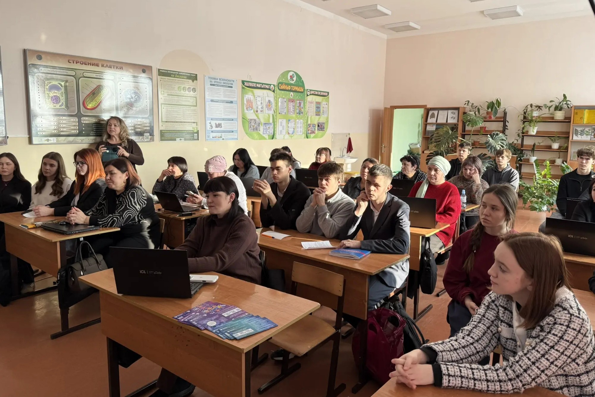 Елабужский институт КФУ представил свои образовательные возможности в Мамадыше Елабужский институт КФУ представил свои образовательные возможности в Мамадыше