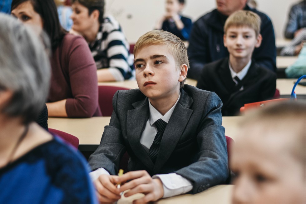 ����� ��������� ���� ������������� 