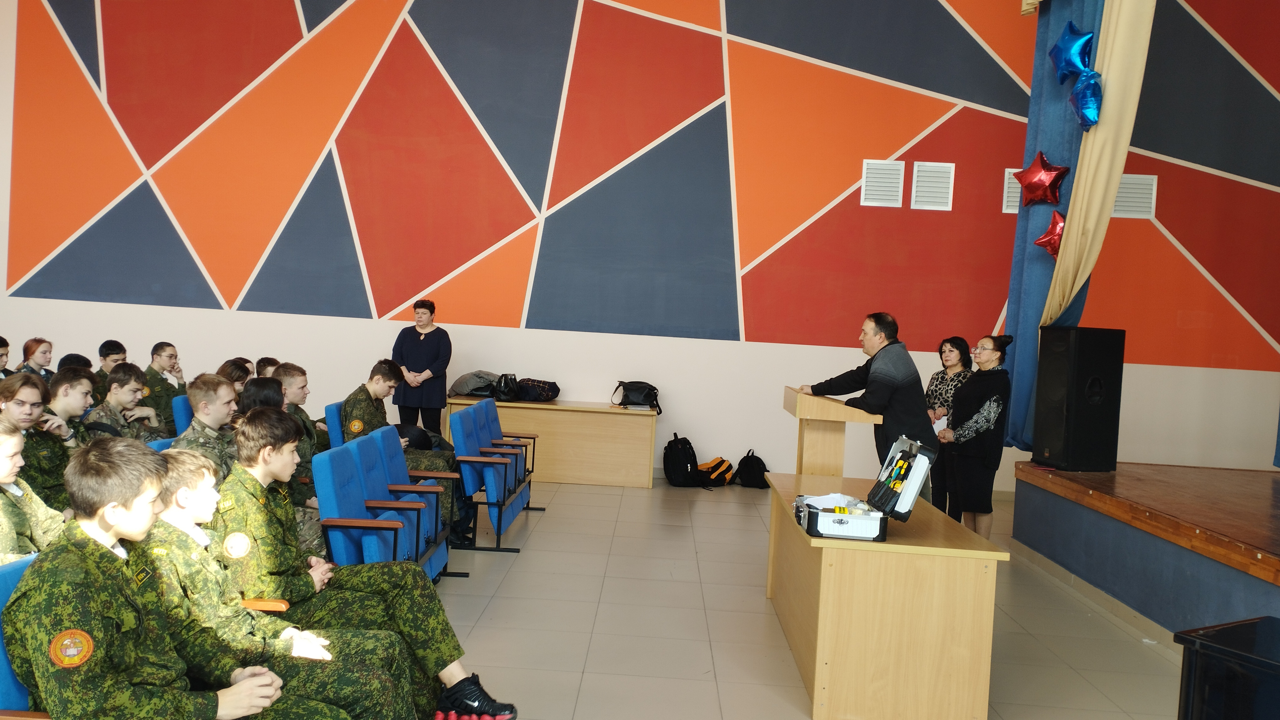 ������������������ ������