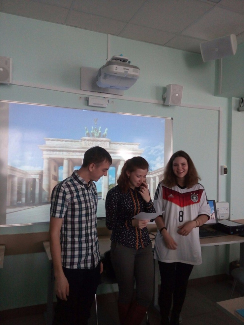 Berlin bei Tag und Nacht Berlin bei Tag und Nacht