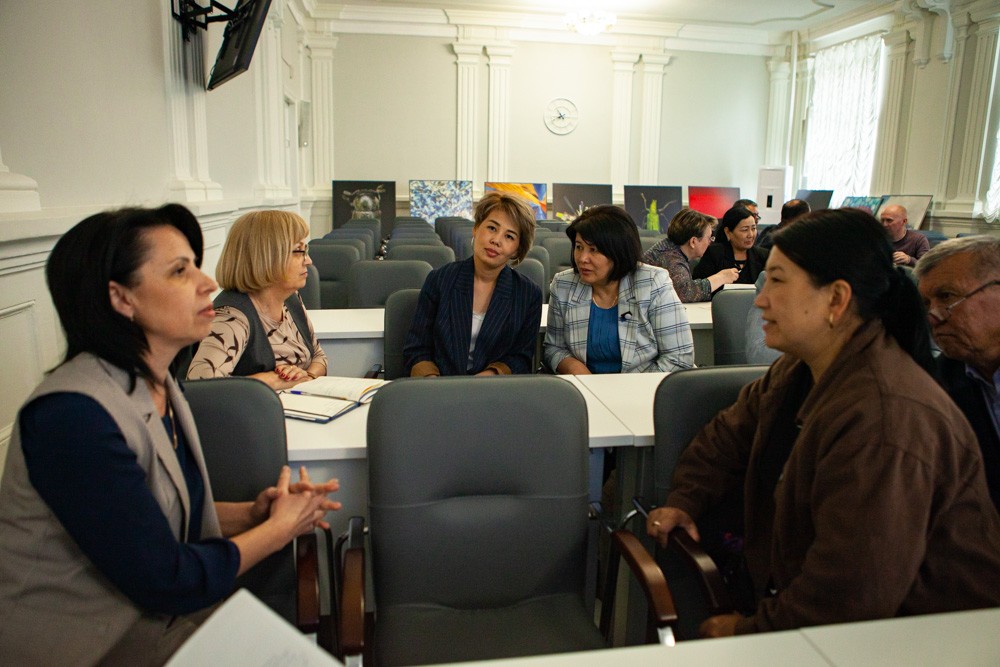 В Елабужском институте КФУ стартовали курсы повышения квалификации для преподавателей Кыргызско-Узбекского Международного университета имени Б.Сыдыкова В Елабужском институте КФУ стартовали курсы повышения квалификации для преподавателей Кыргызско-Узбекского Международного университета имени Б.Сыдыкова