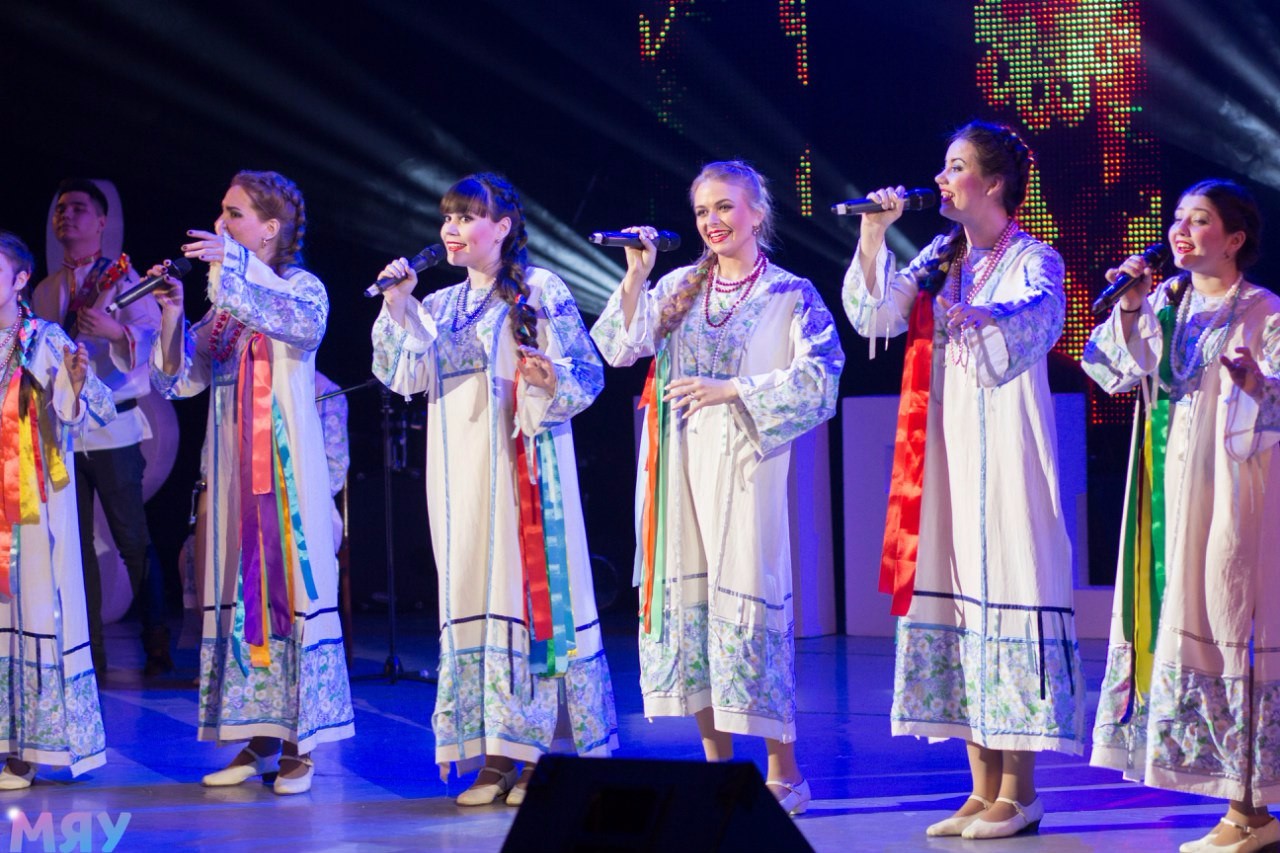 Мелодии 'Студенческой весны' Мелодии 'Студенческой весны'