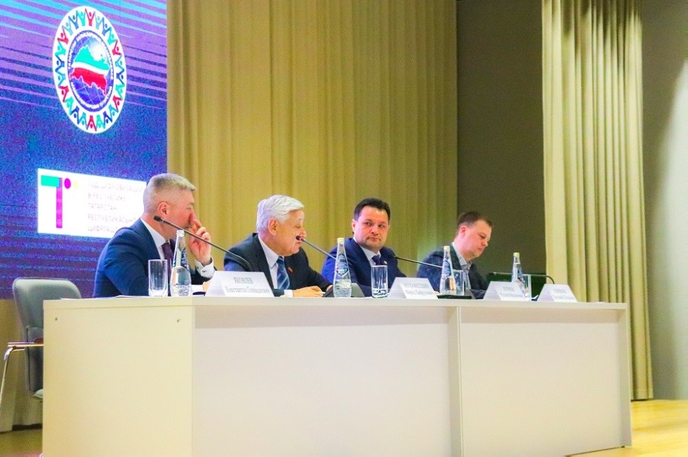 Представители Елабужского института приняли участие в выездном заседании Президиума Совета Ассамблеи народов Татарстана