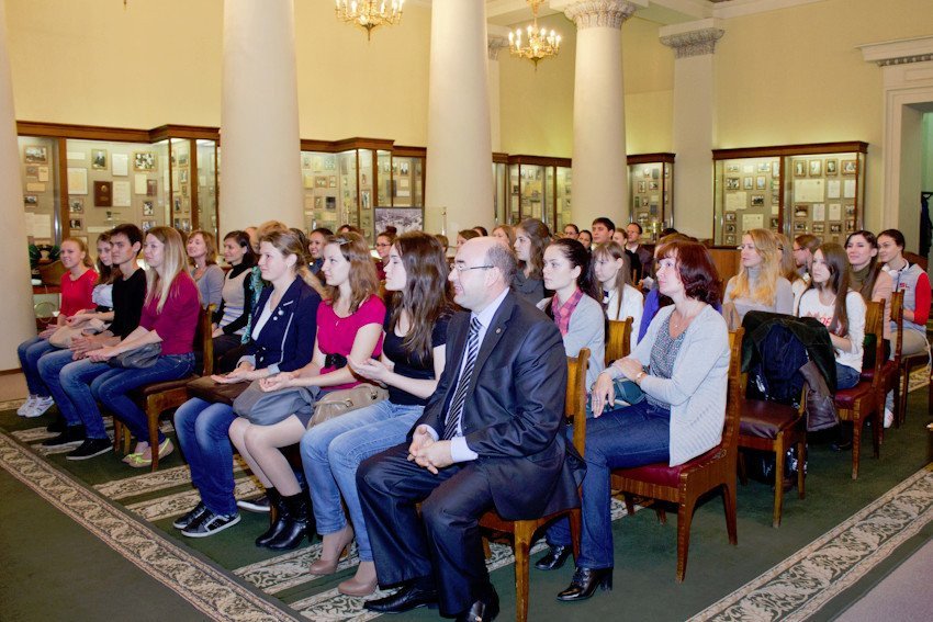 International Cambridge Certificates awarded in KFU