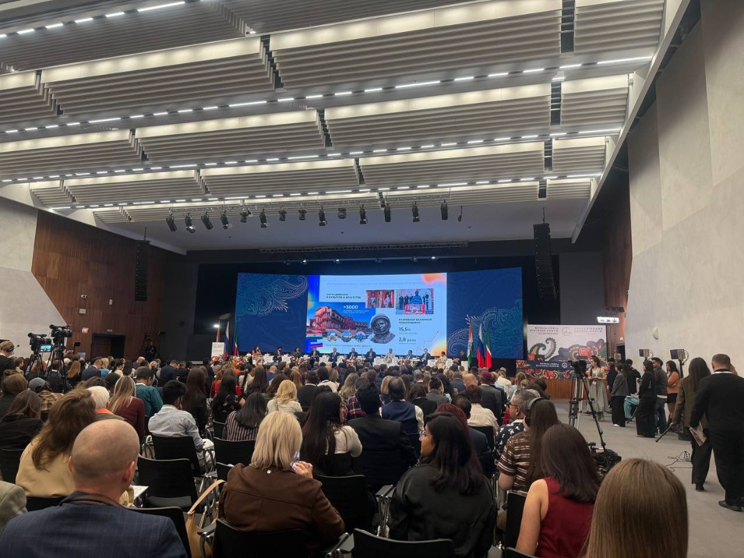 Студенты ИВМиИТ погрузились в атмосферу международного сотрудничества на бизнес-форуме 'Россия ? Индия' Студенты ИВМиИТ погрузились в атмосферу международного сотрудничества на бизнес-форуме 'Россия ? Индия'