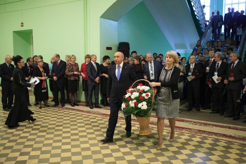 115-летняя история в лицах 115-летняя история в лицах