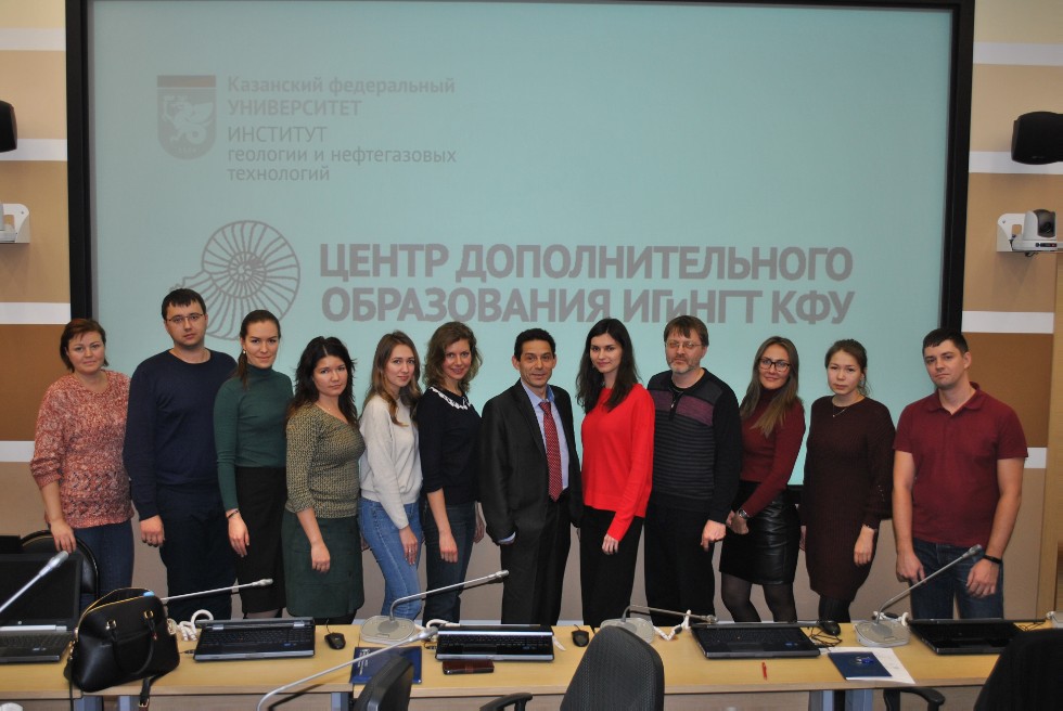 ����������� '�������' � '���������������' ������� ������������ �������������� �  ������������ ��������� ������� � ���