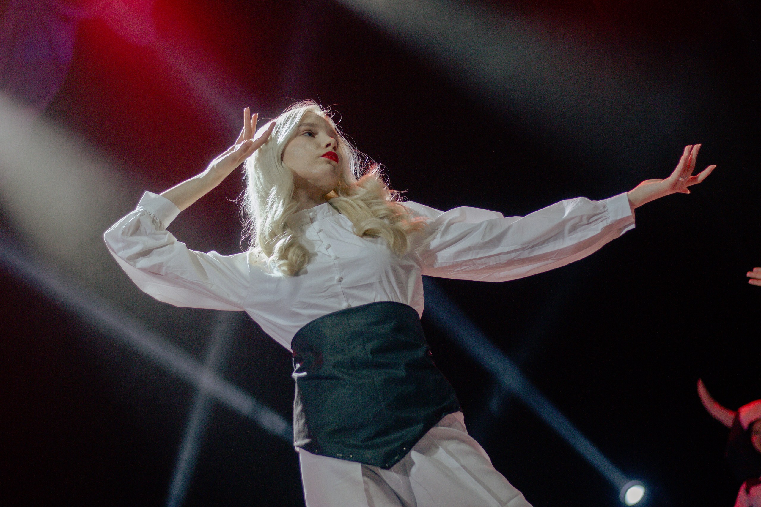 Алиса в космической стране Алиса в космической стране