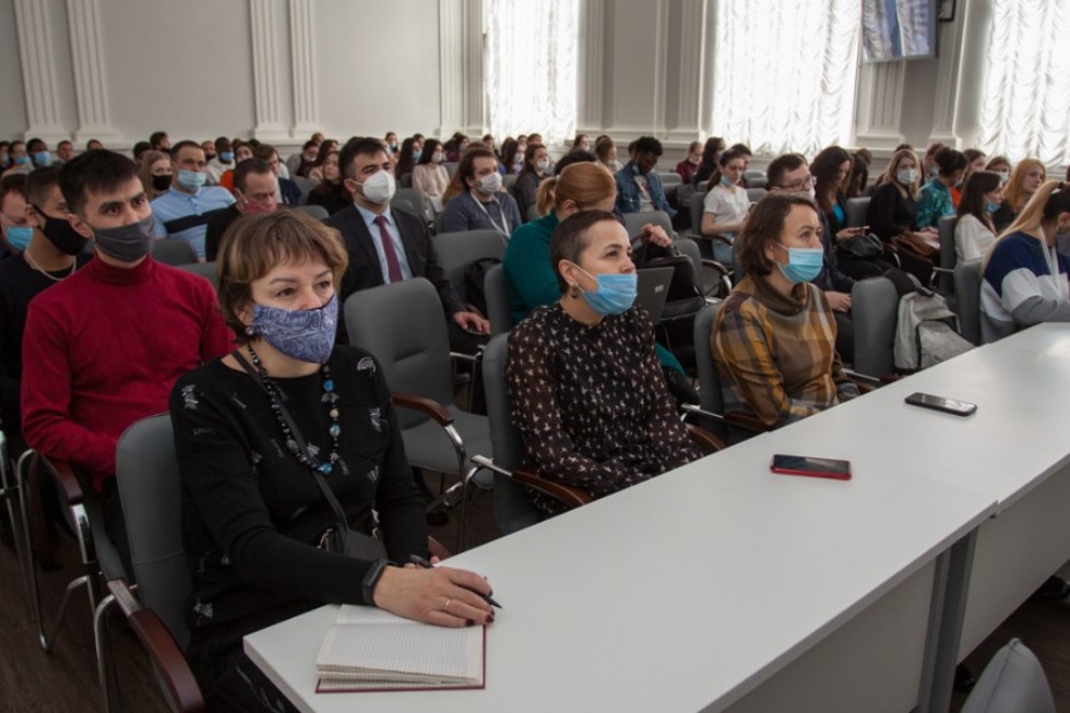 Второй день Международной исторической школы в Елабужском институте КФУ Второй день Международной исторической школы в Елабужском институте КФУ