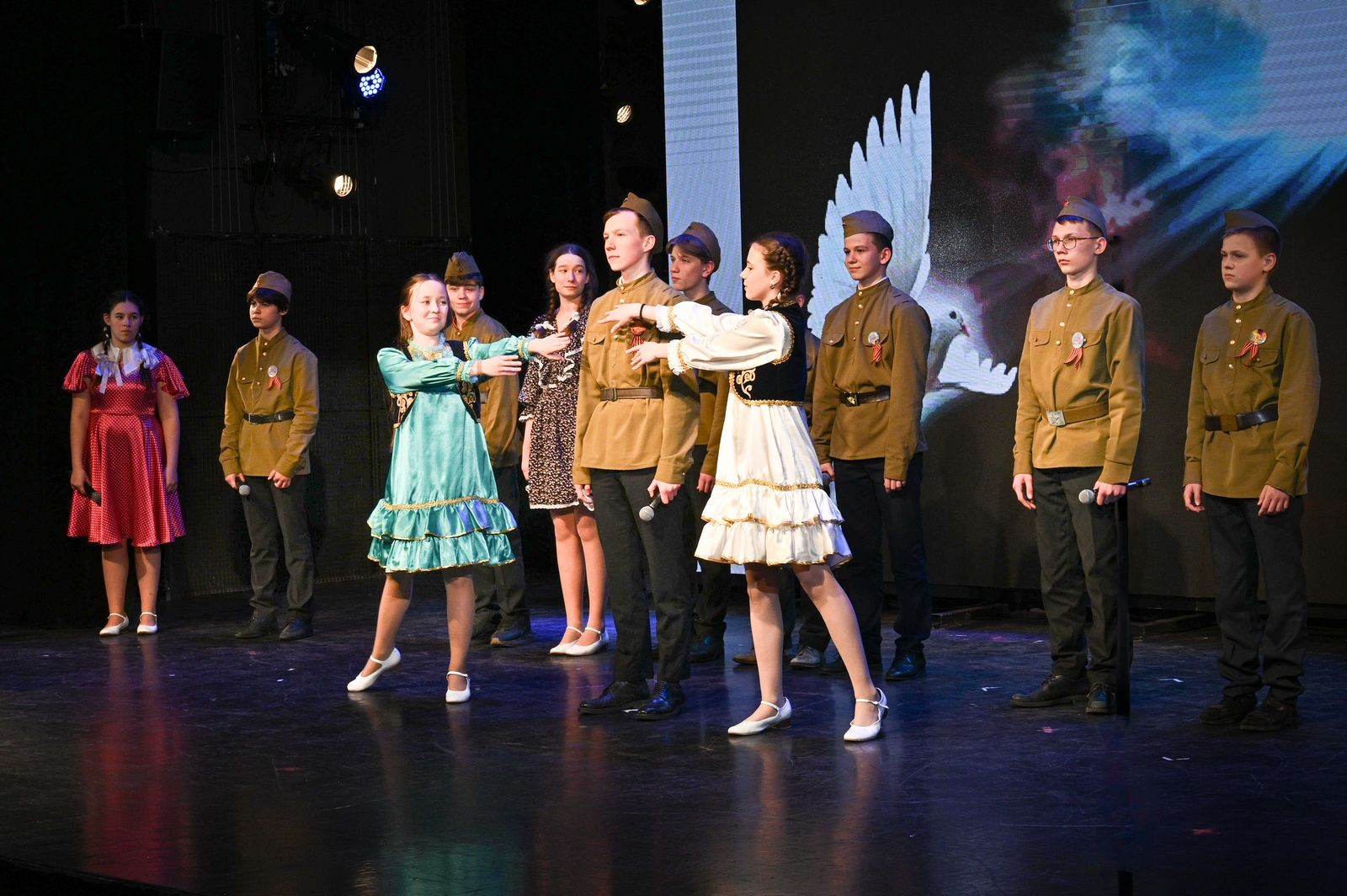 �������� ��� �������� �� ��������� ���������, ����������� 80-����� ������� ������