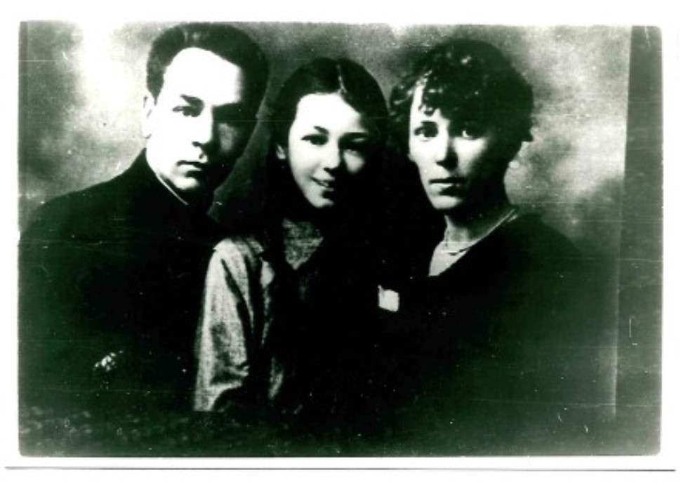 'Ничто на свете не кончается' 'Ничто на свете не кончается'