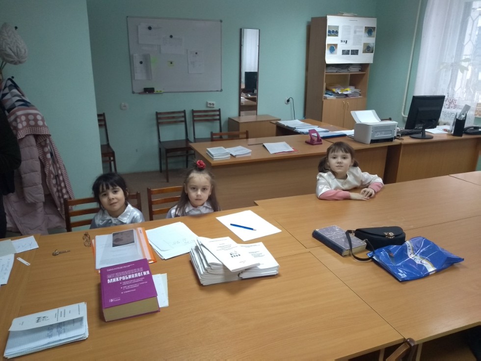 ���� ������������