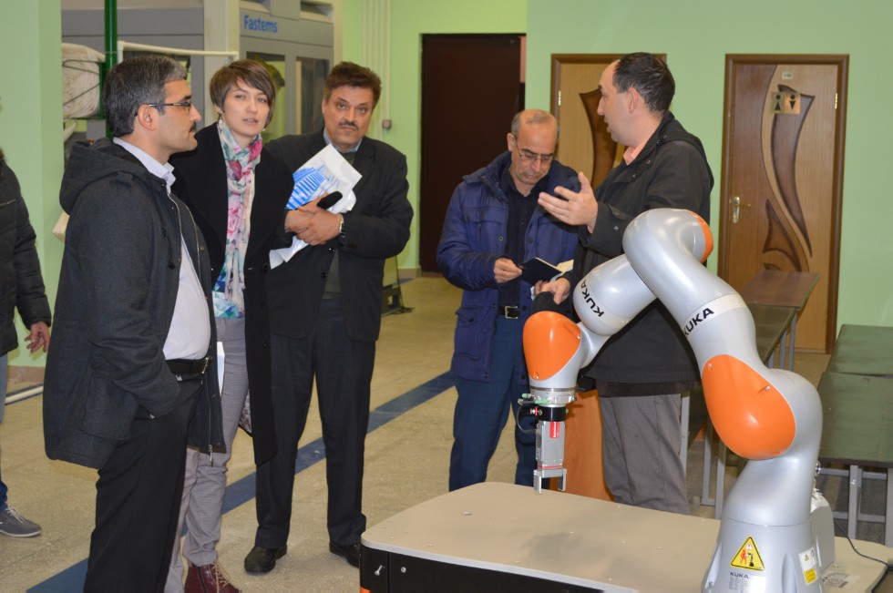 ������ ��������� �� ����������� ��������� � ��������� ������������� ������� ���