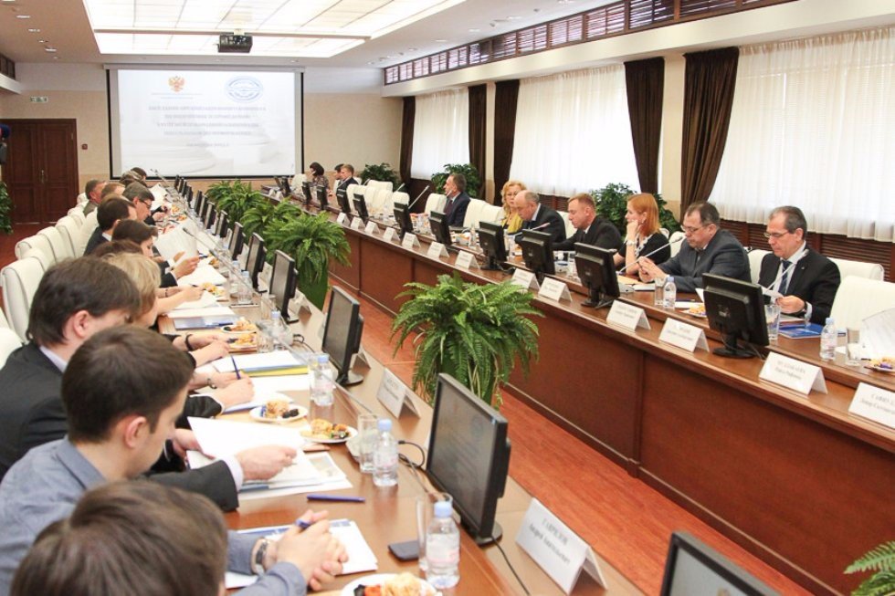 Minister of Education and Science Dmitry Livanov Approves IOI-2016 Organizing Committee's Plans