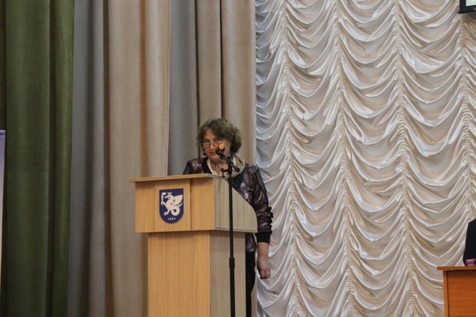 �������� �� �������� ����� �������, ������ � ������