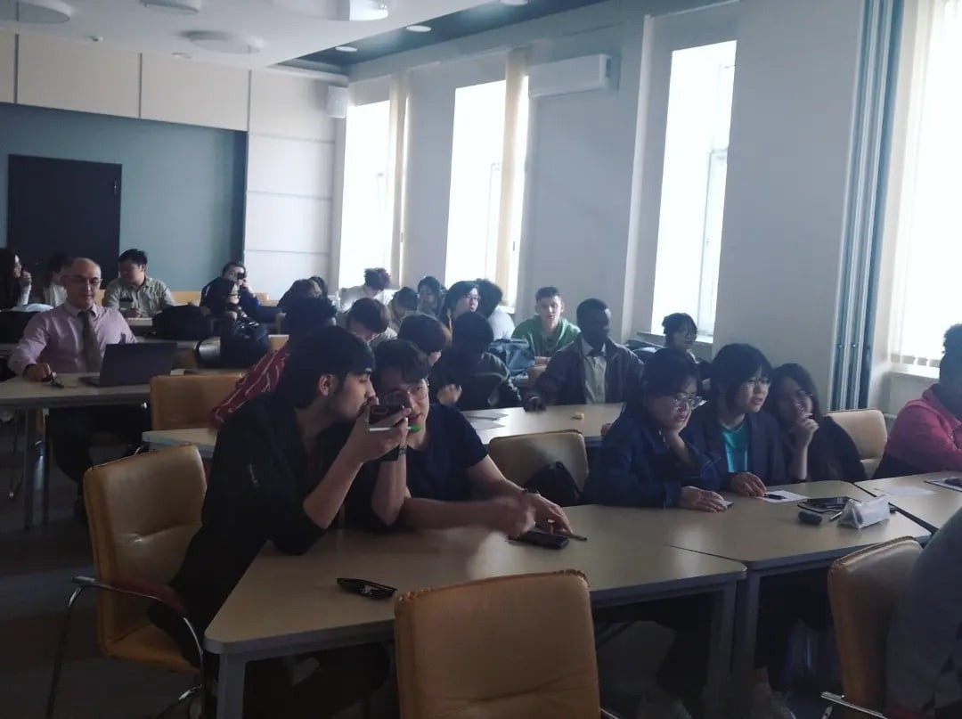 Преподаватели кафедры учёта, анализа и аудита приняли участие в Дне открытых дверей для иностранных студентов Преподаватели кафедры учёта, анализа и аудита приняли участие в Дне открытых дверей для иностранных студентов