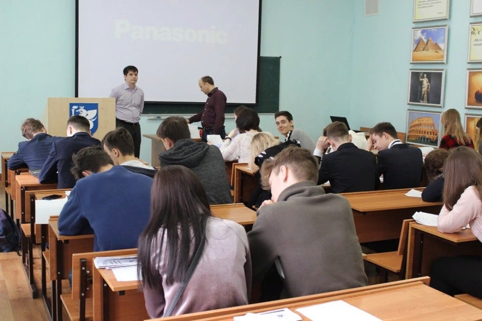 ����������� ������������� ��������� � �����