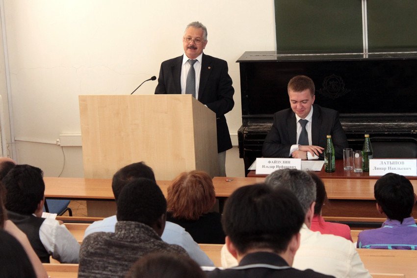 Foreign Students Discussed Civil Identity and Tolerance Problems
