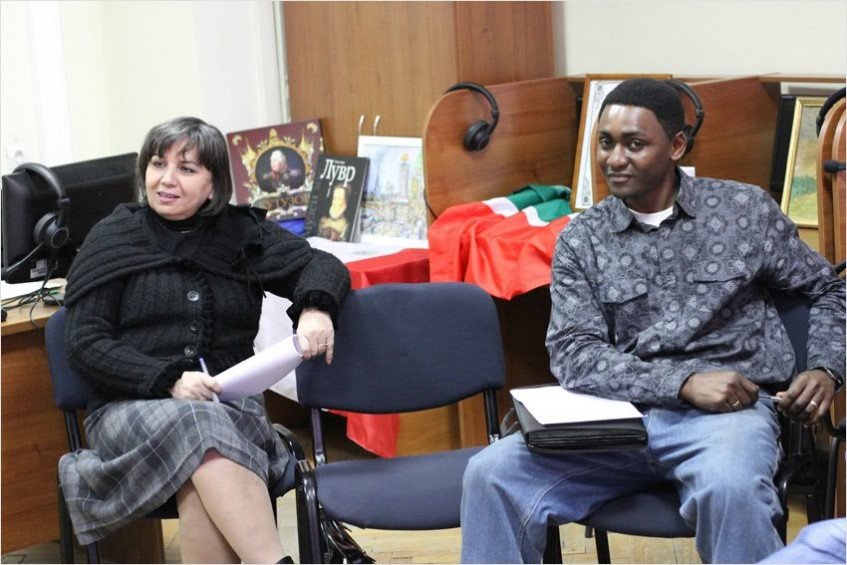 XI annual Kazan competition 'Guides in French and Russian' (Photo report)