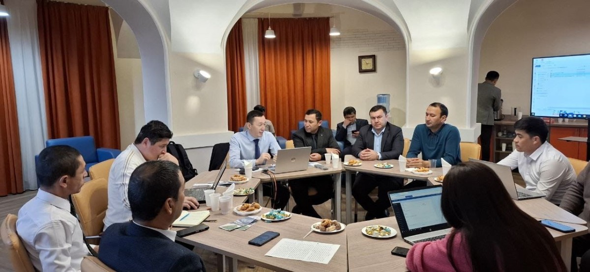 ������ ������� PhD �������� �.�. ��� ��������� �����������