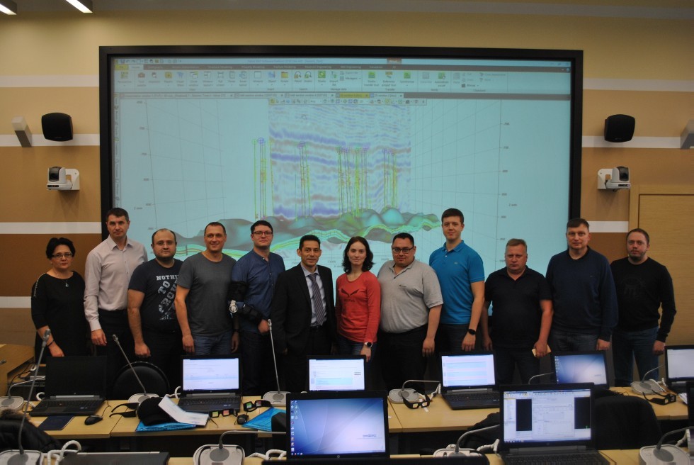 196 специалистов нефтегазовой отрасли обучились в КФУ за прошедший месяц 196 специалистов нефтегазовой отрасли обучились в КФУ за прошедший месяц