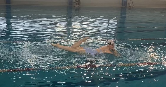 Предновогодний турнир по синхронному плаванию среди студентов третьекурсников ИФМиБ Предновогодний турнир по синхронному плаванию среди студентов третьекурсников ИФМиБ