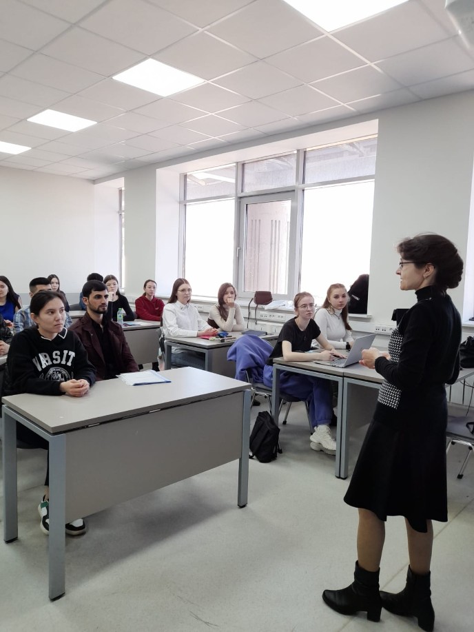 ��������� ��������� ������ '������' ������ � �������, 7 ������