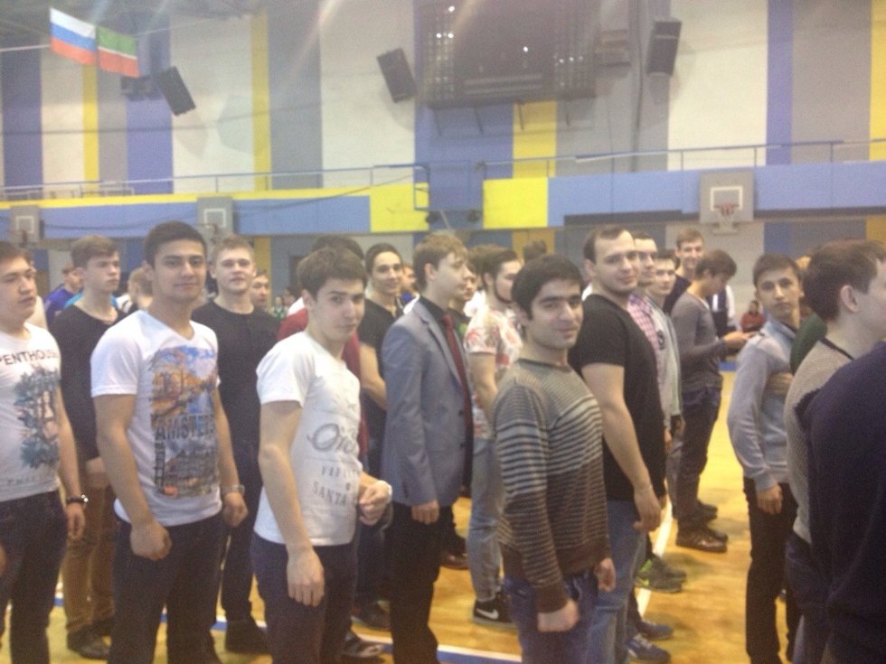 �������� ������������������ ��������� ����� ������� �������� ������� � ���������� ������������� ������ ������, ������������ 70-����� ������ ���� � ������� ������������� �����.