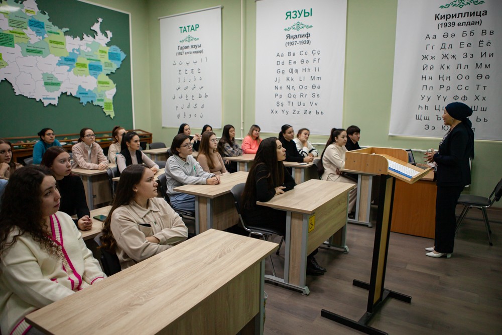 Посвятили открытую лекцию ученому, педагогу и писателю Салихову Риму Гарифовичу Посвятили открытую лекцию ученому, педагогу и писателю Салихову Риму Гарифовичу