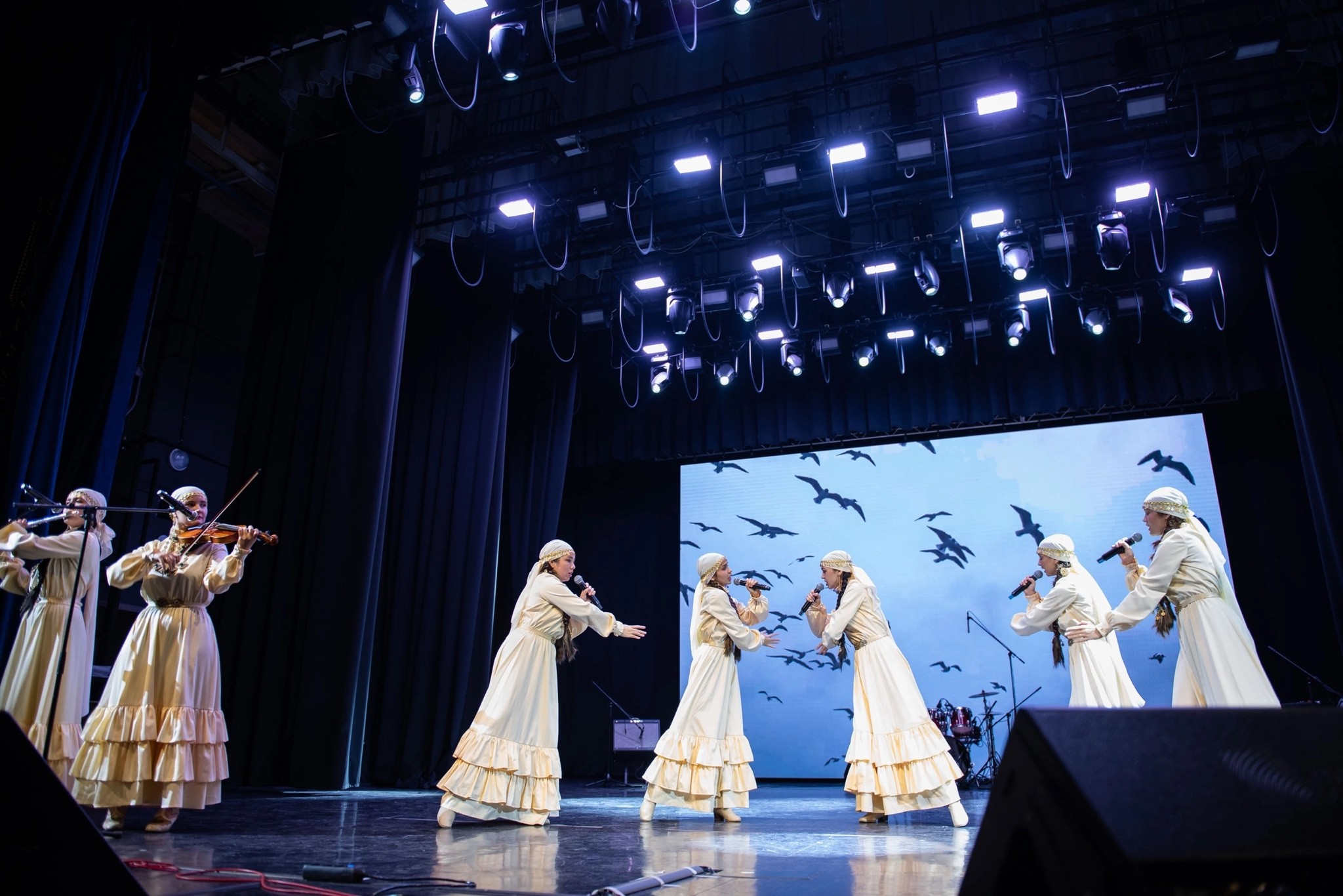 ����������� ��������-���������������� �������� '�ә��ә�' � �������� �������� ����� '�������' ���� ����� ������������ ���������� XXX ��������� '���� �������������'